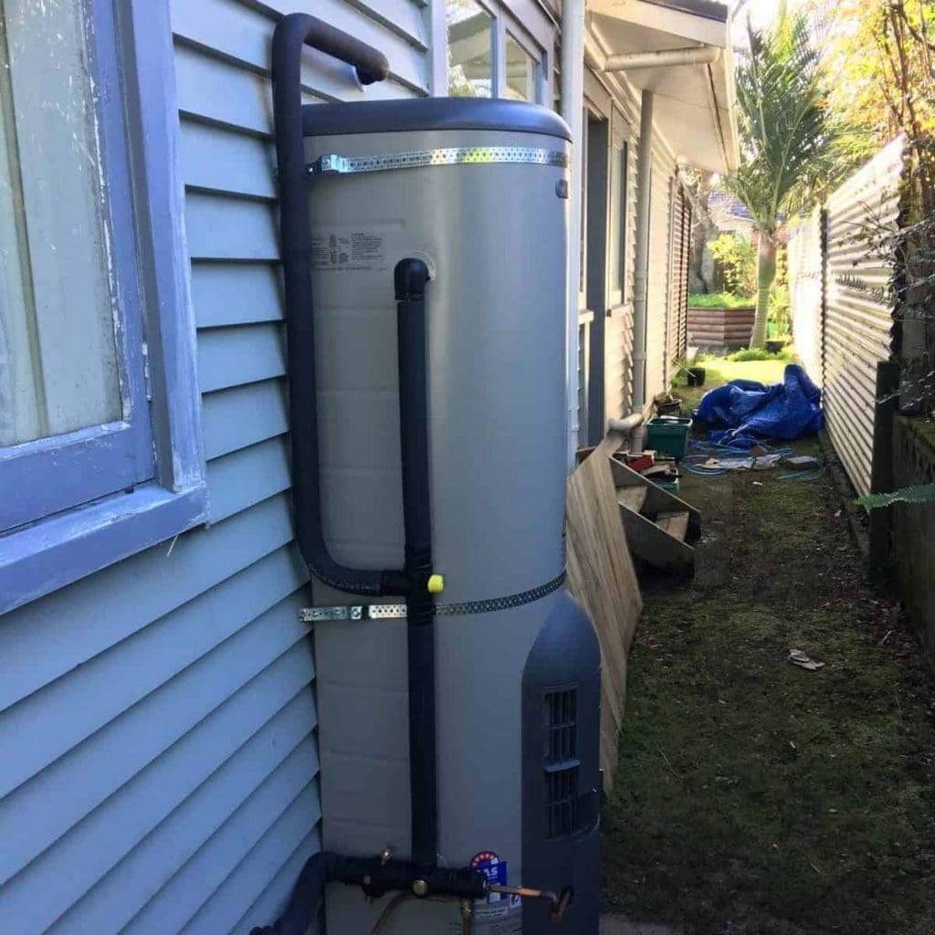 rheem stellar - perfect replacement for a vulcan freeloader - gas storage hot water cylinder