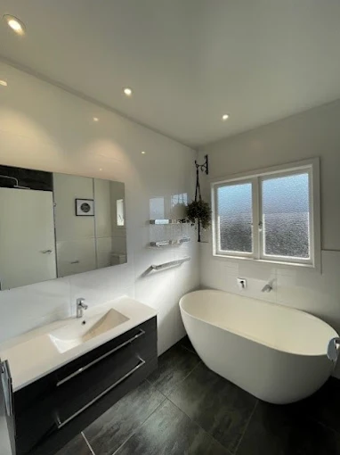 Pukekohe Bathroom 1
